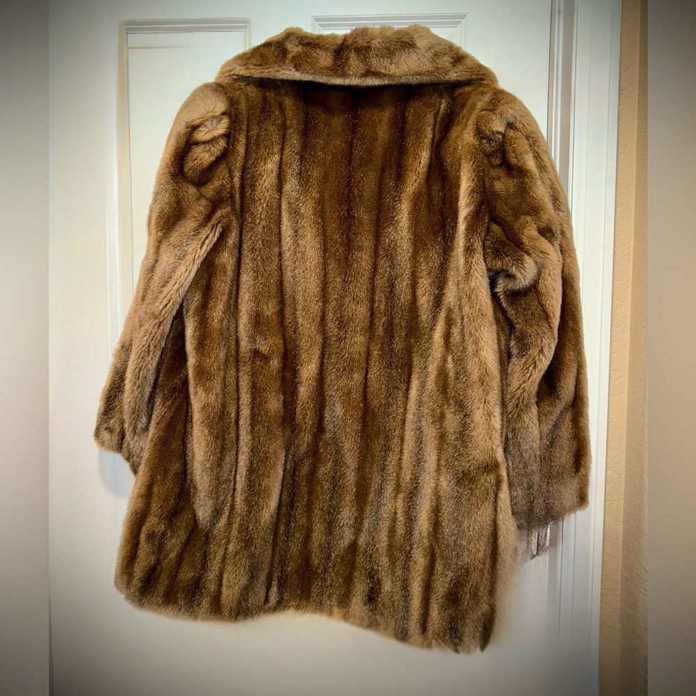 Sears Women's Teddy Jacket in Warm Brown - Picture 2 of 3